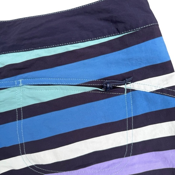 Patagonia Women’s Size 6 Striped Board Shorts Blue Purple Surf Swim Beach - Picture 8 of 11